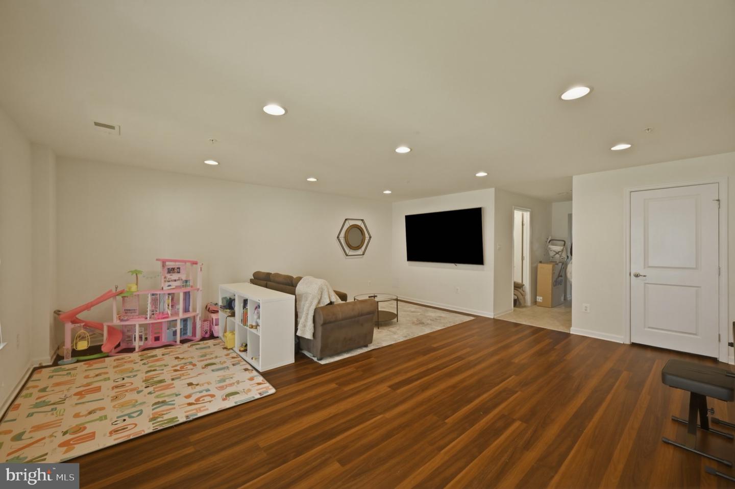 6357 Walcott Ln Property Photo 31