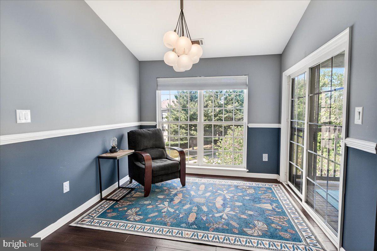 593 Cawley Dr #3 3b Property Photo 11