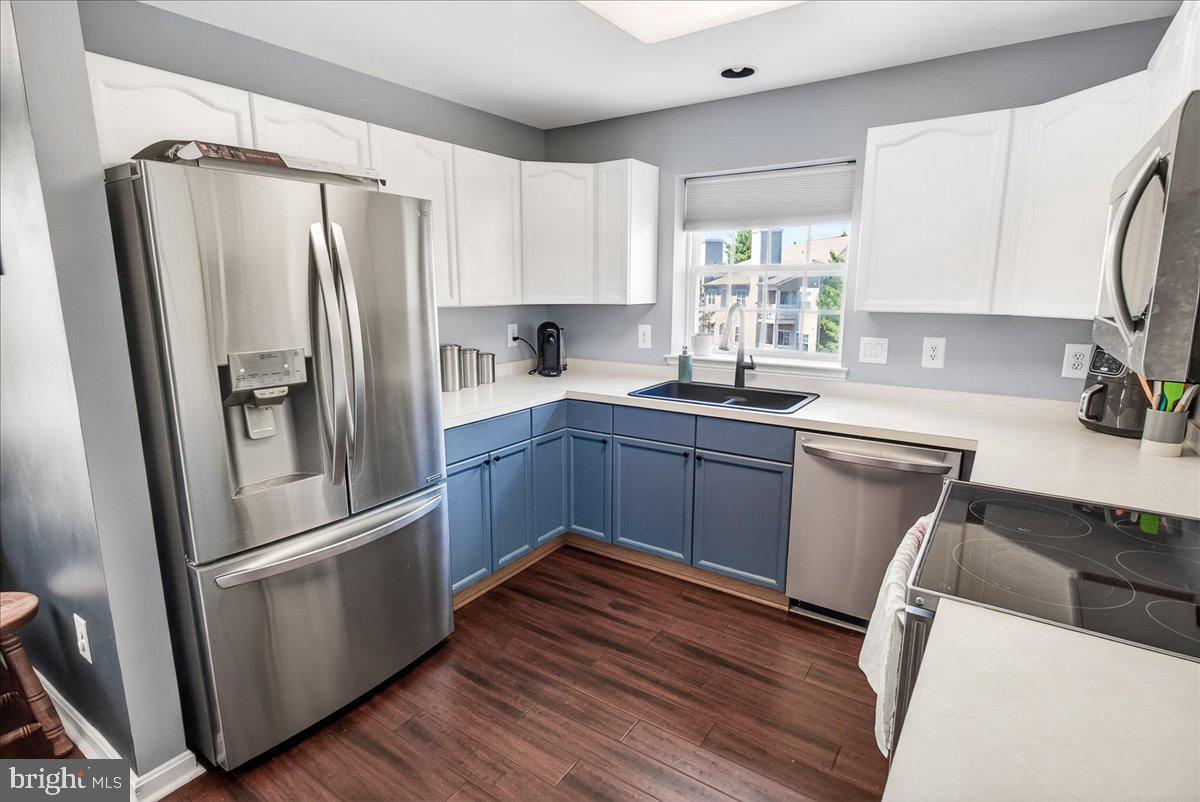 593 Cawley Dr #3 3b Property Photo 12