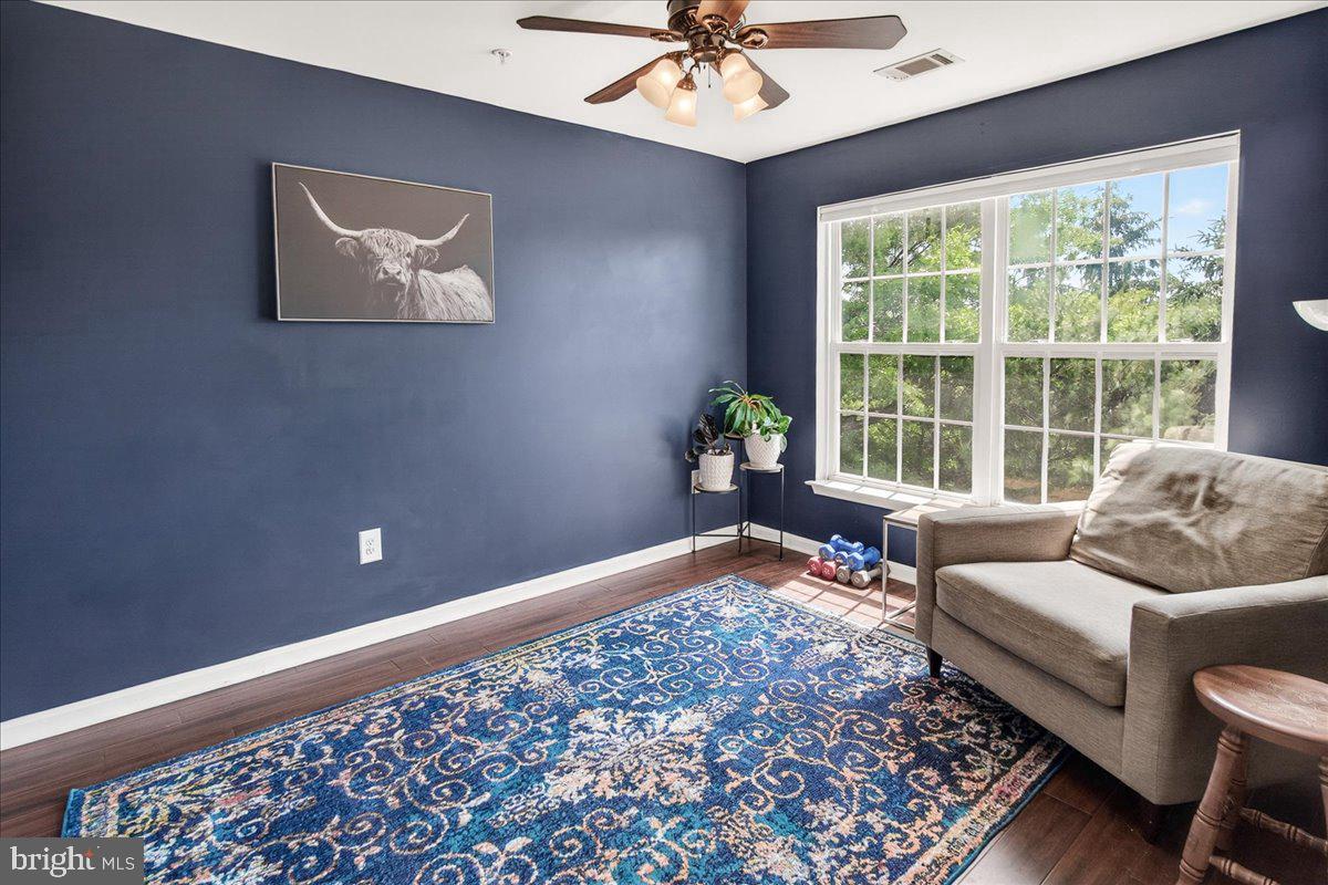 593 Cawley Dr #3 3b Property Photo 18