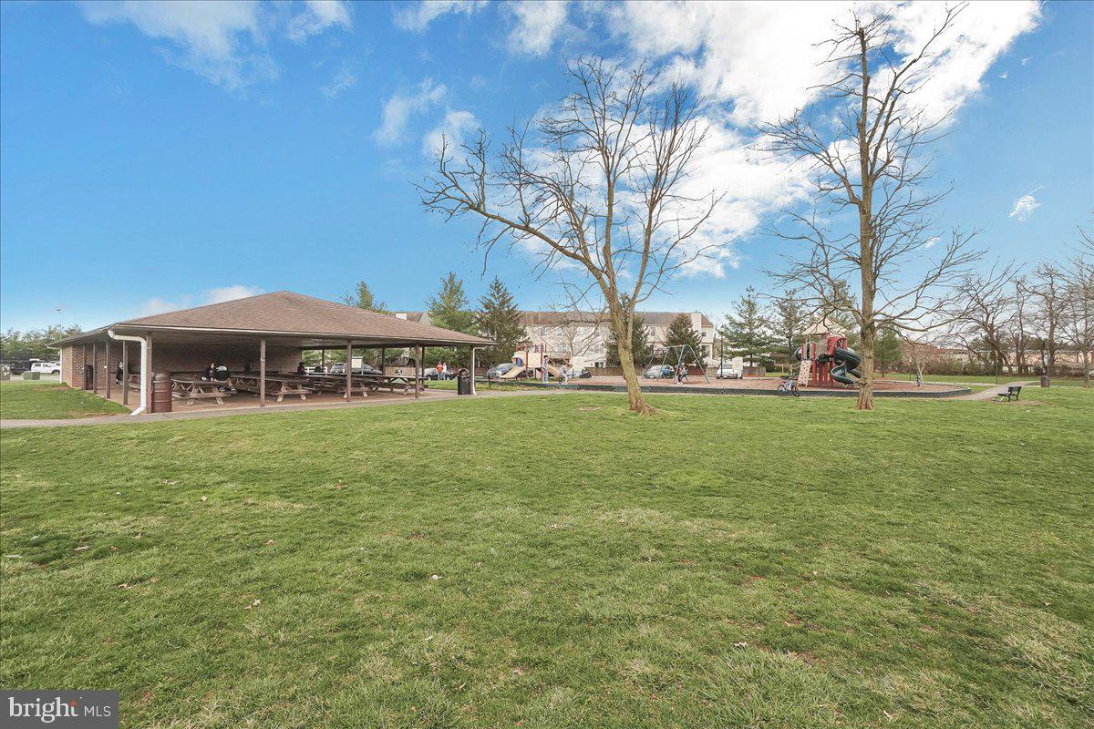 593 Cawley Dr #3 3b Property Photo 44