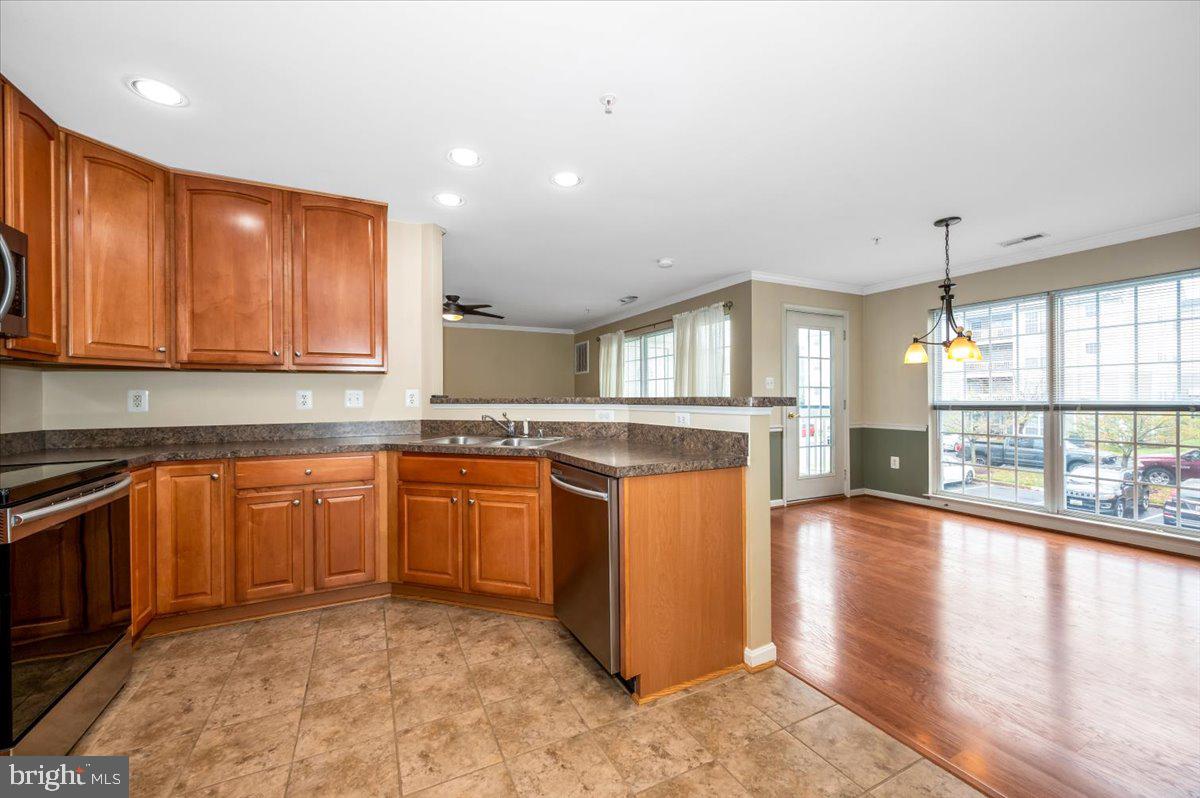 2501 Hemingway Dr #2a Property Photo 12