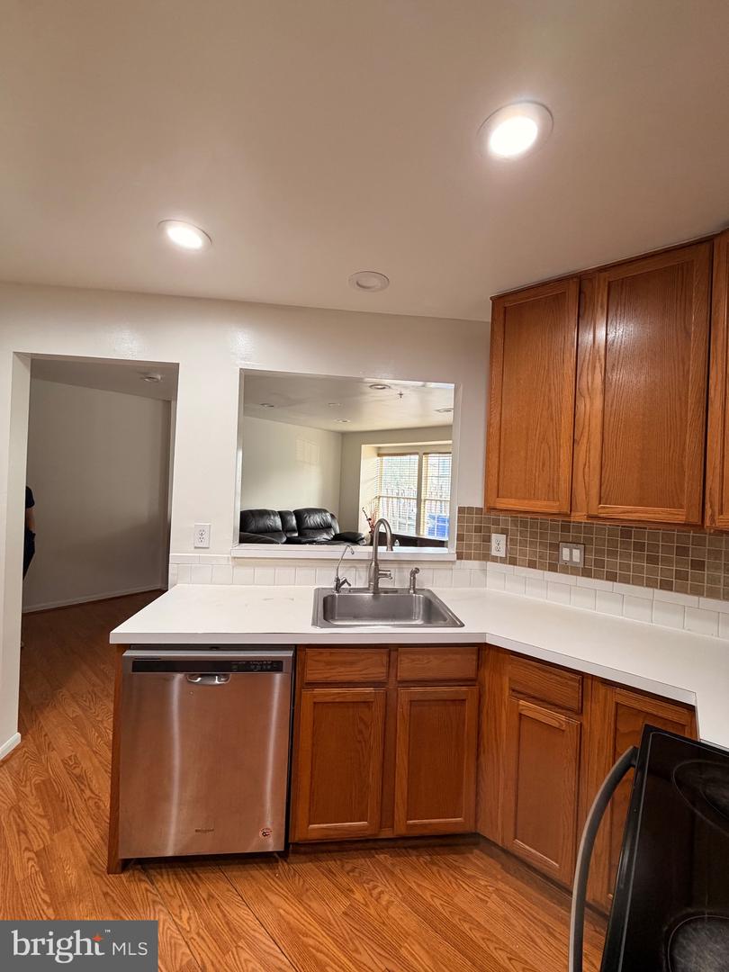 5707 Duke Ct Property Photo 11