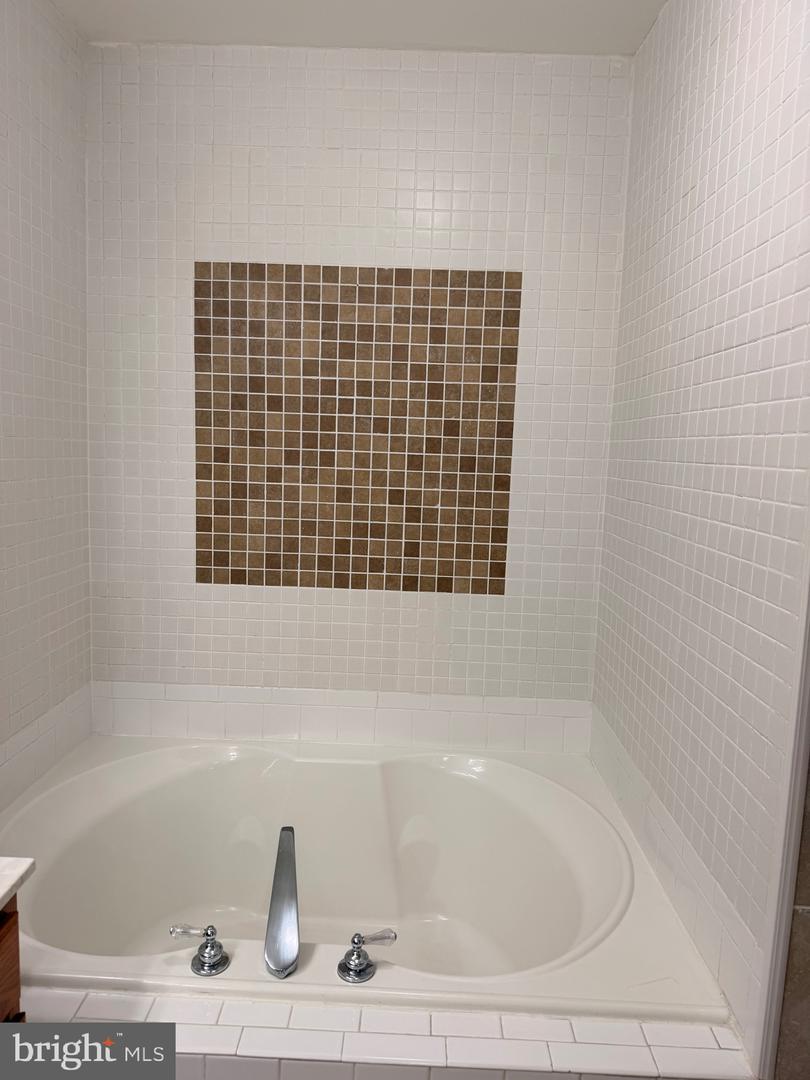 5707 Duke Ct Property Photo 32