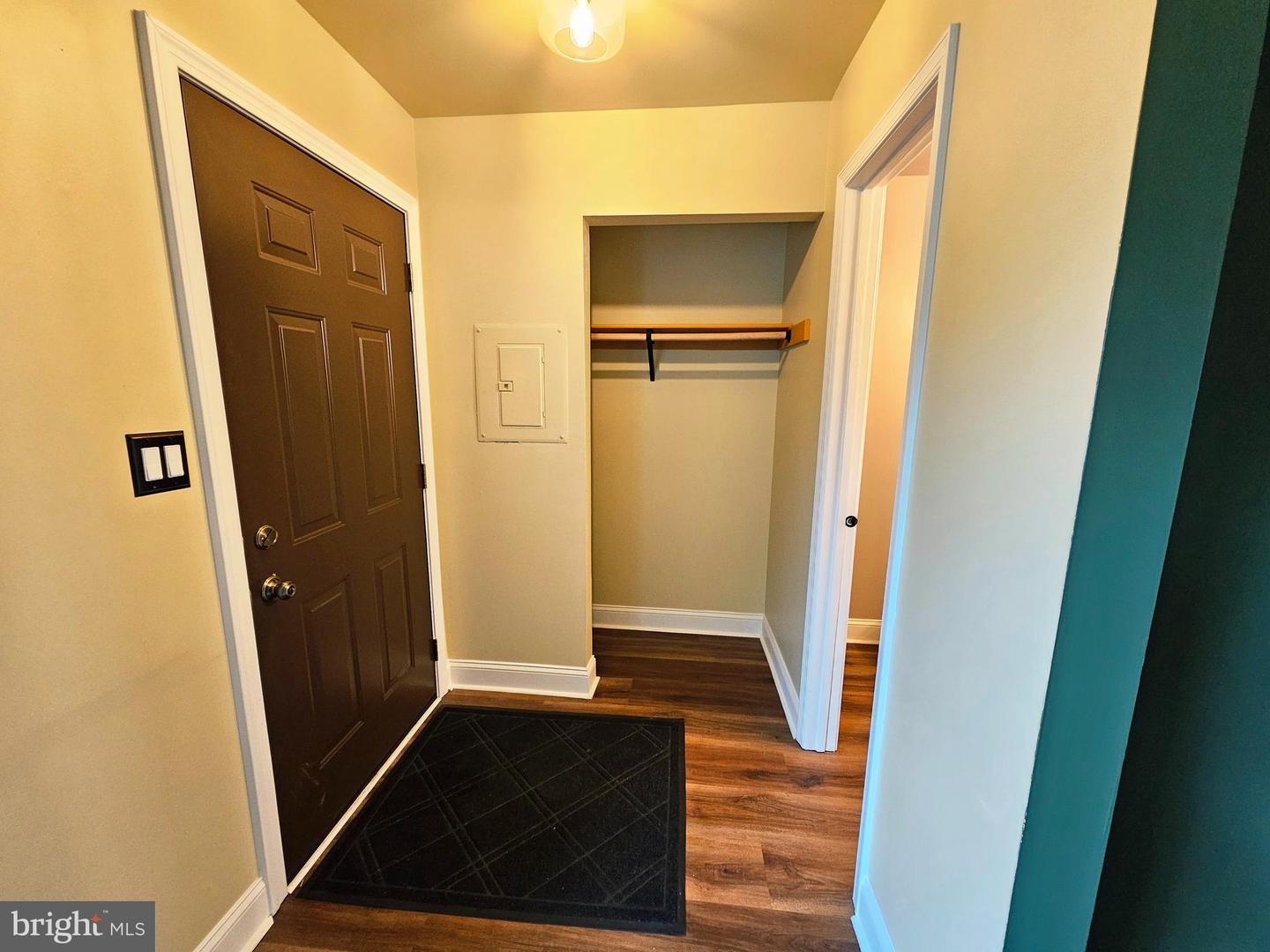 406 Terry Ct #b-4 Property Photo 5