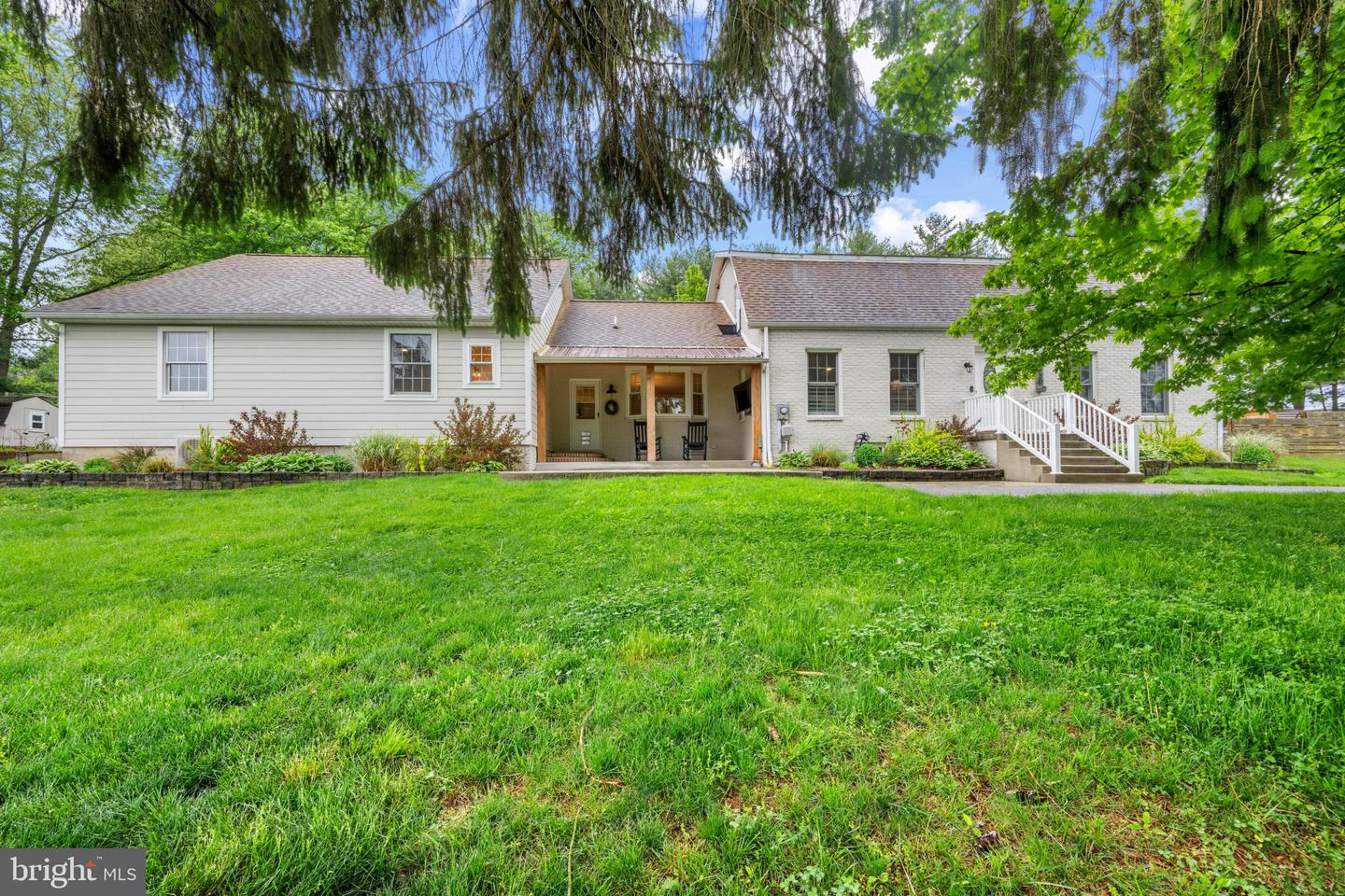 8730 Mapleville Property Photo 12