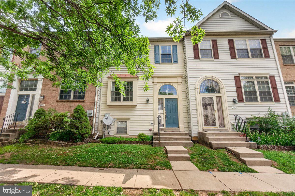 1506 Rambling Way N Property Photo 1