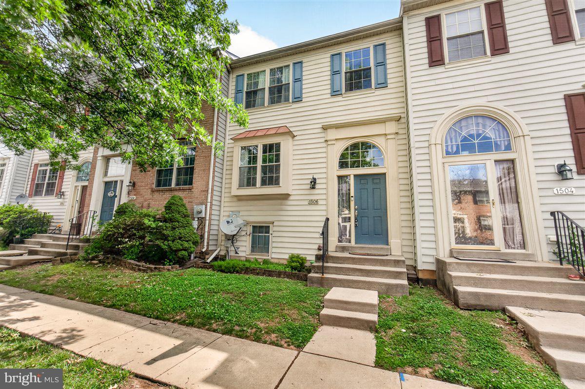 1506 Rambling Way N Property Photo 2