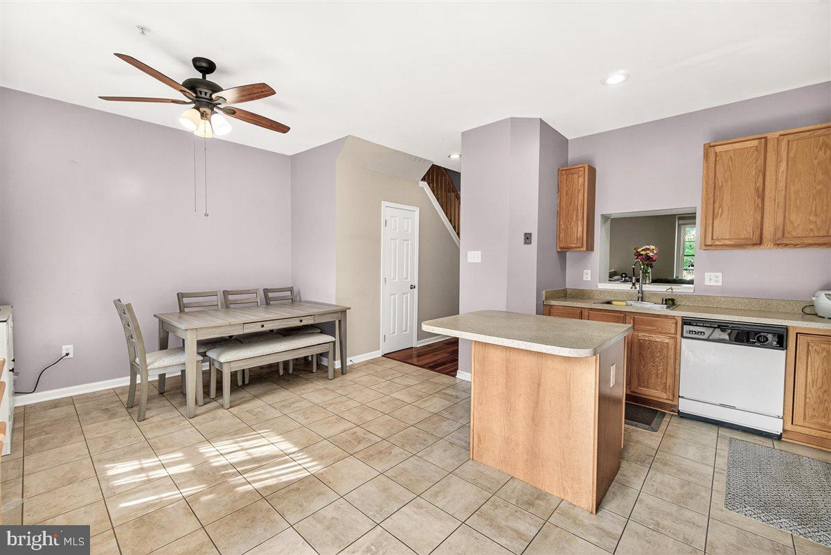 1506 Rambling Way N Property Photo 12