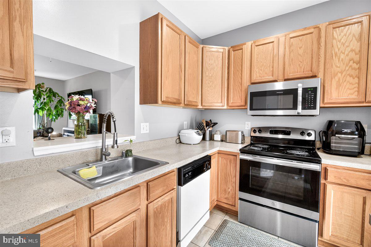 1506 Rambling Way N Property Photo 14