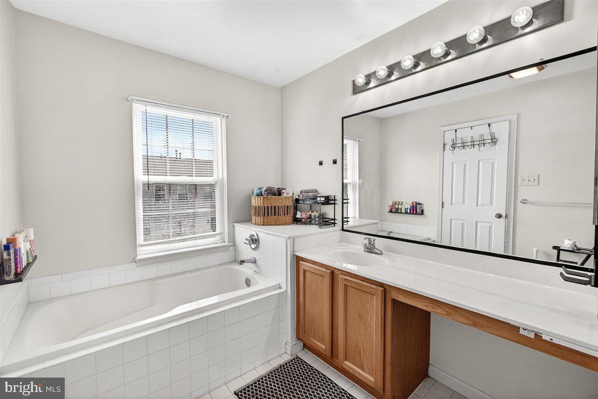 1506 Rambling Way N Property Photo 16