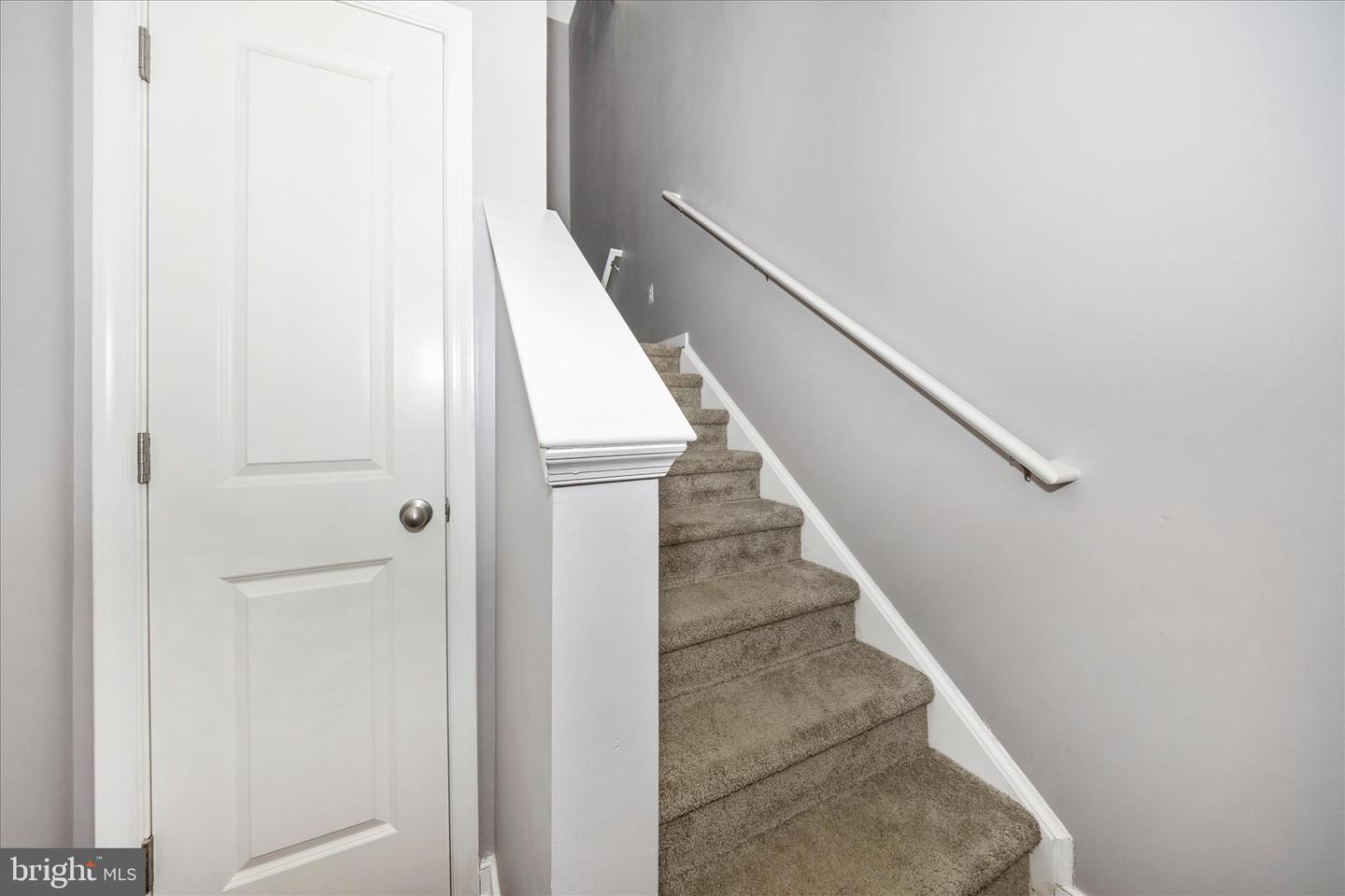 669-b E Church St Property Photo 10