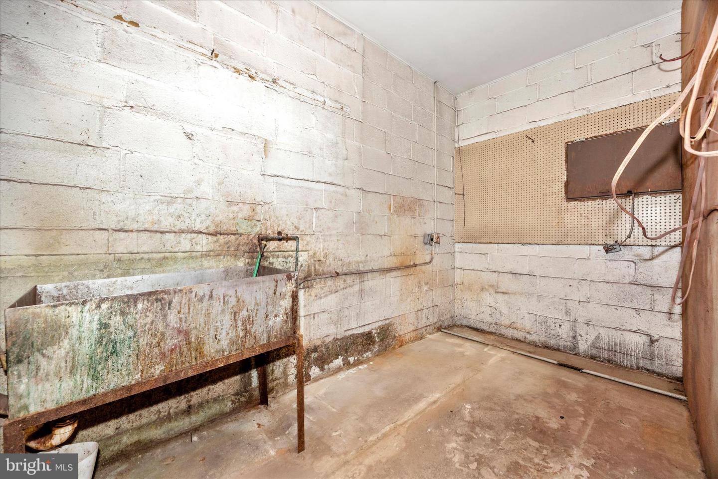 13 S Carroll St Property Photo 16