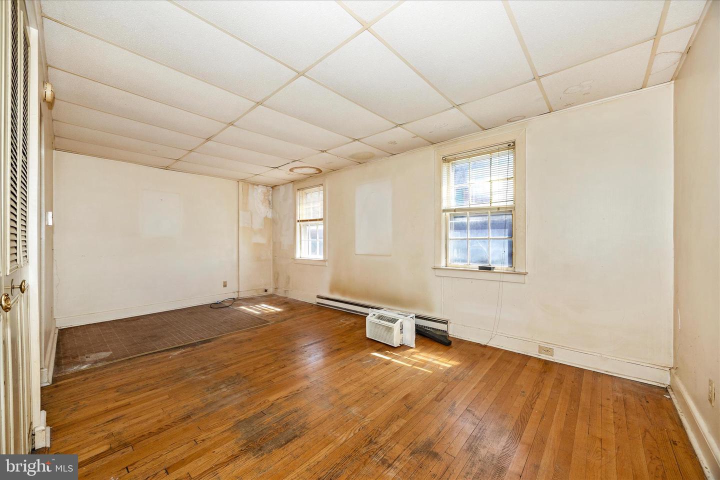 13 S Carroll St Property Photo 23