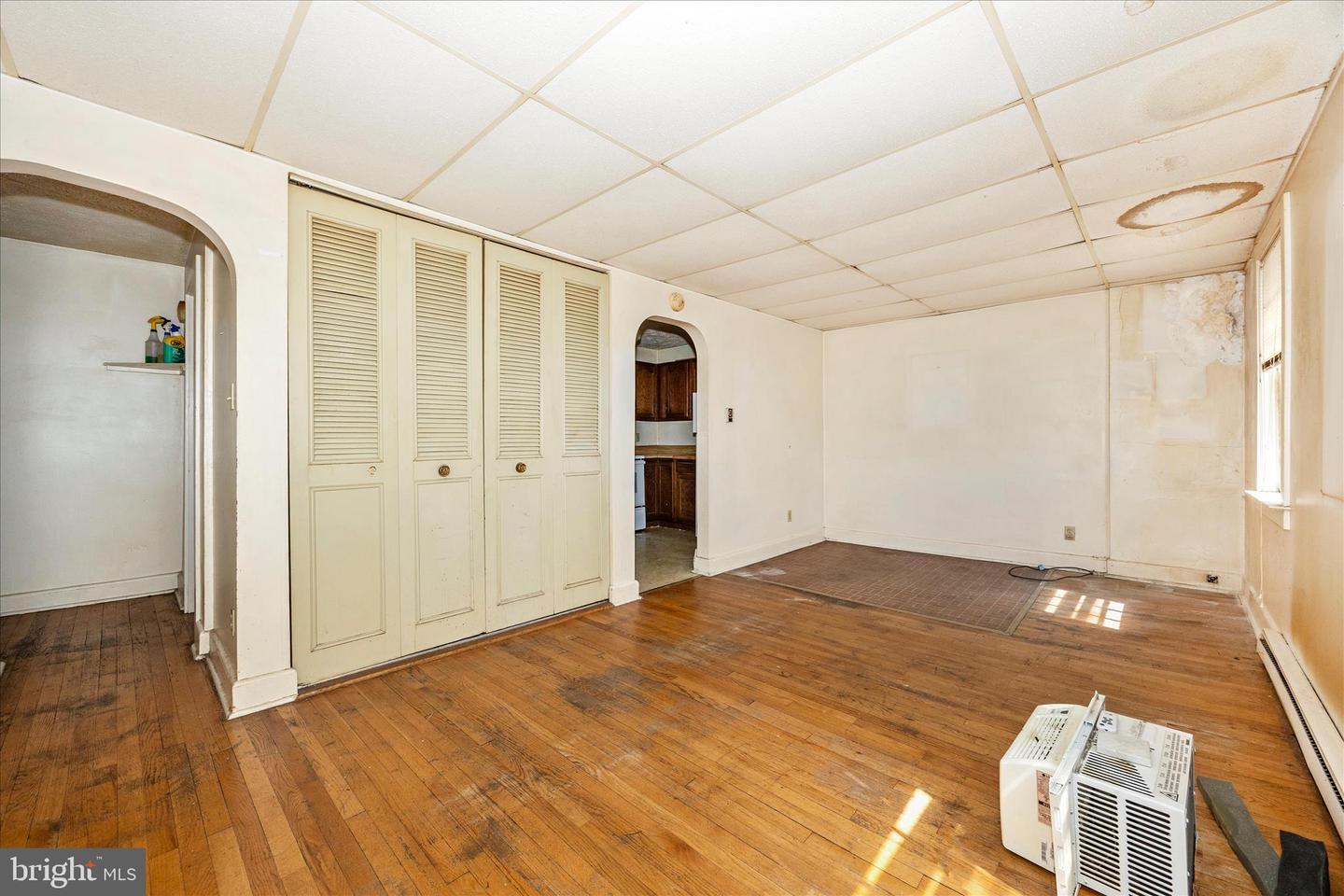 13 S Carroll St Property Photo 24