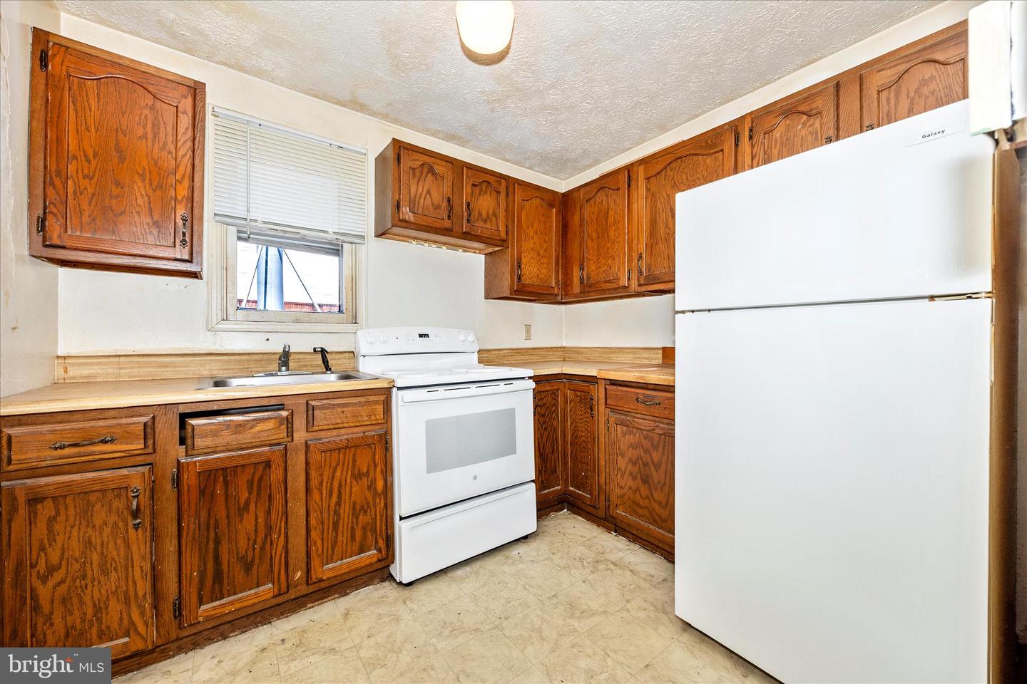 13 S Carroll St Property Photo 26