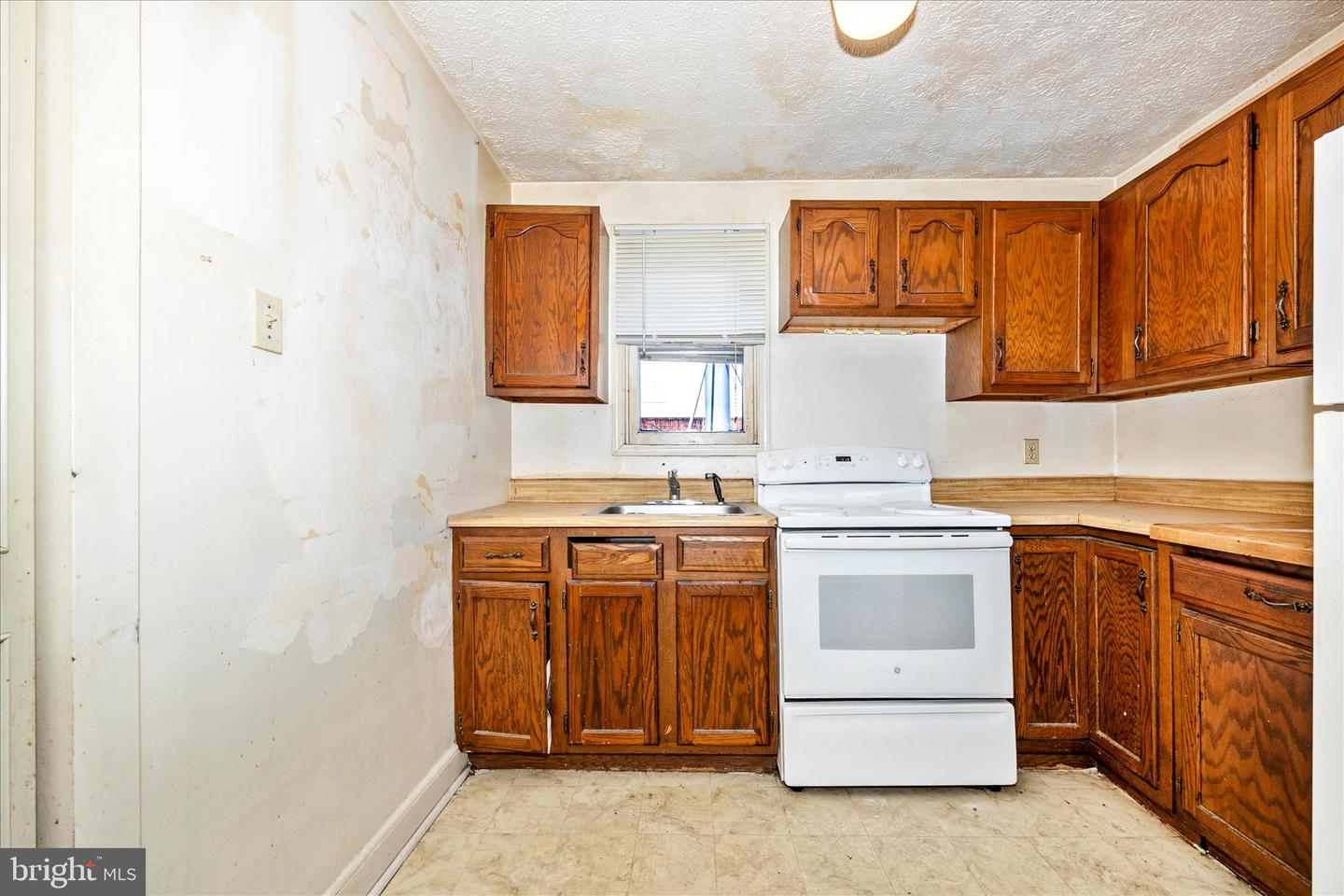 13 S Carroll St Property Photo 27