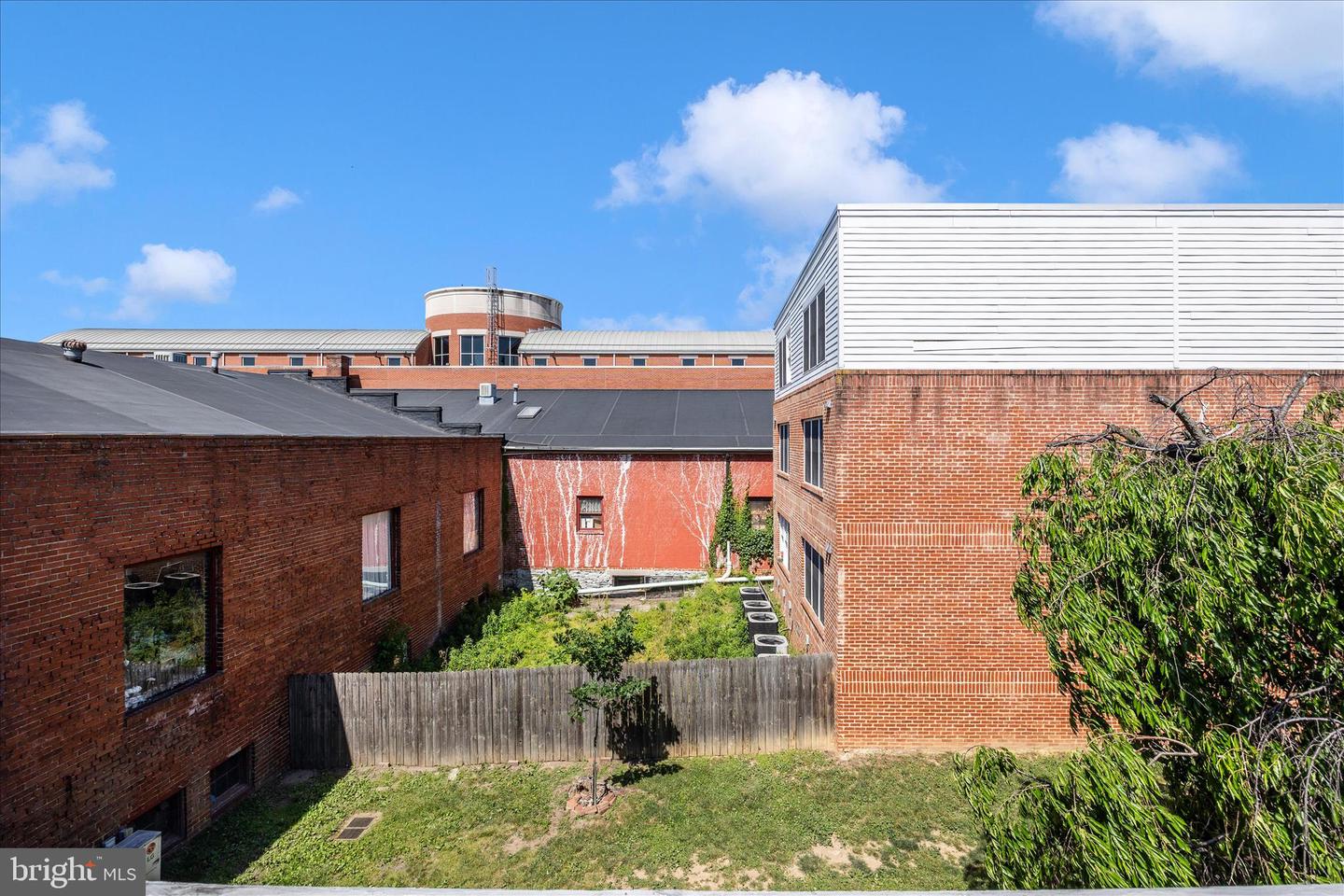 13 S Carroll St Property Photo 45