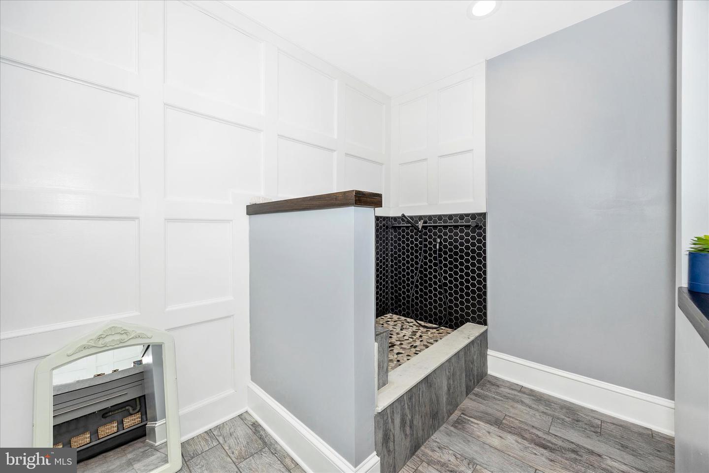 6819 Rehnquist Ct Property Photo 45