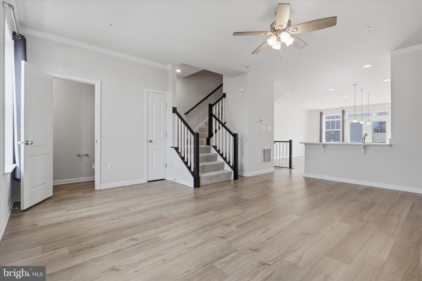 5818 Imperial Dr Property Photo 3