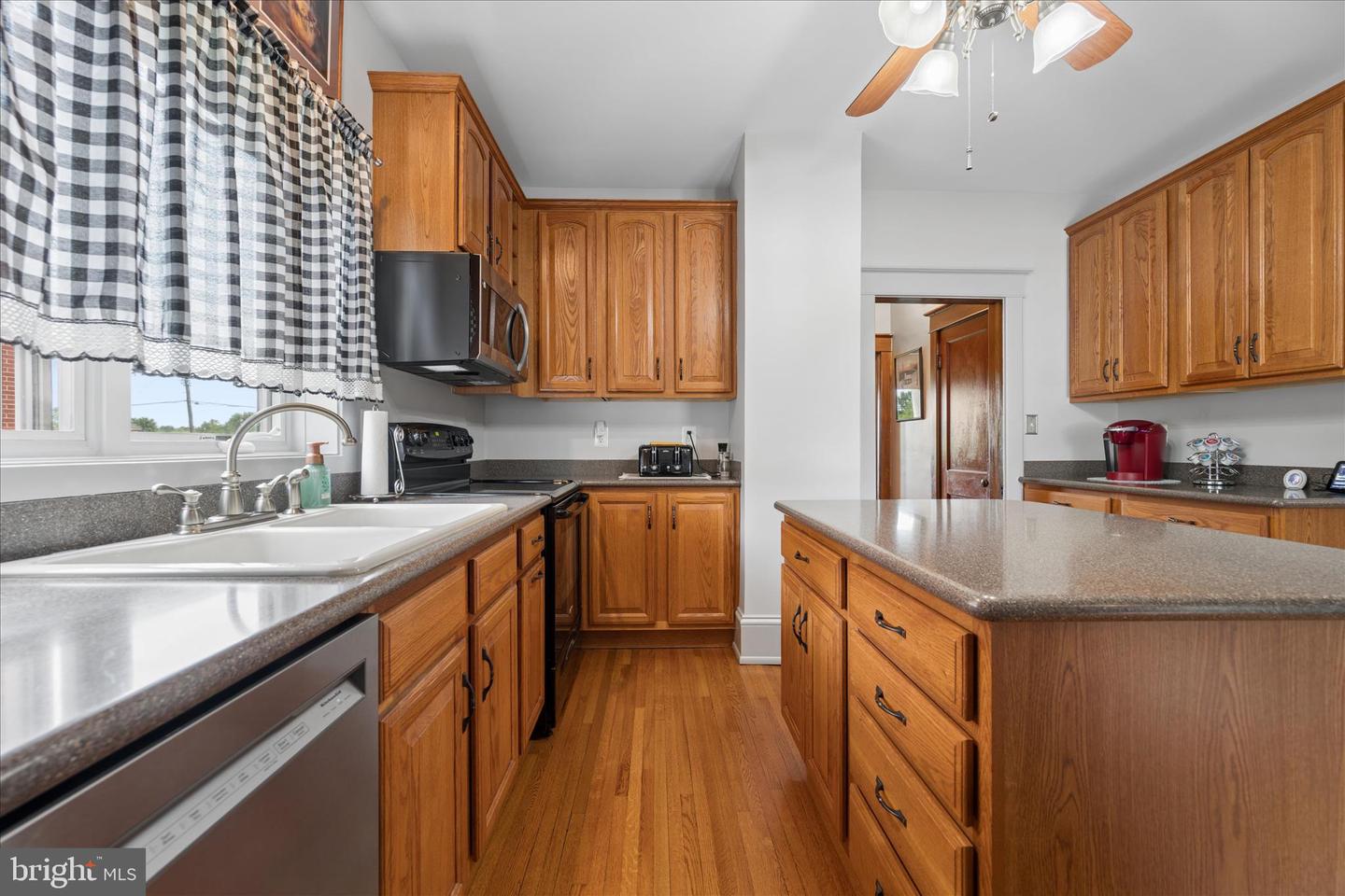10931 Hessong Bridge Property Photo 17