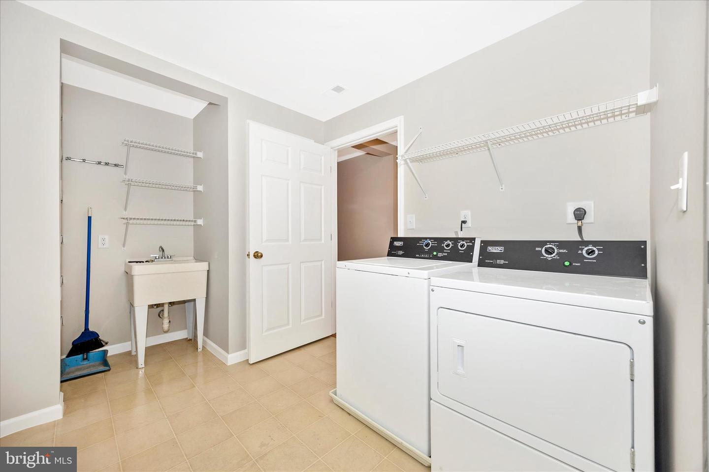 104 Mercer Ct #15-6 Property Photo 13