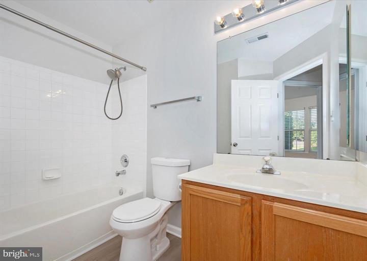 3534 Winthrop Ln Property Photo 34