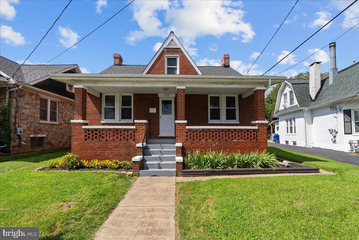 551 E Church St Property Photo 1