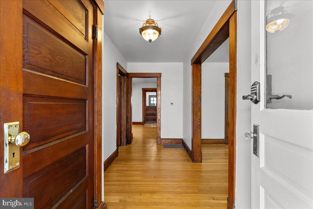 551 E Church St Property Photo 6