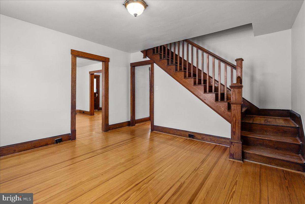 551 E Church St Property Photo 14