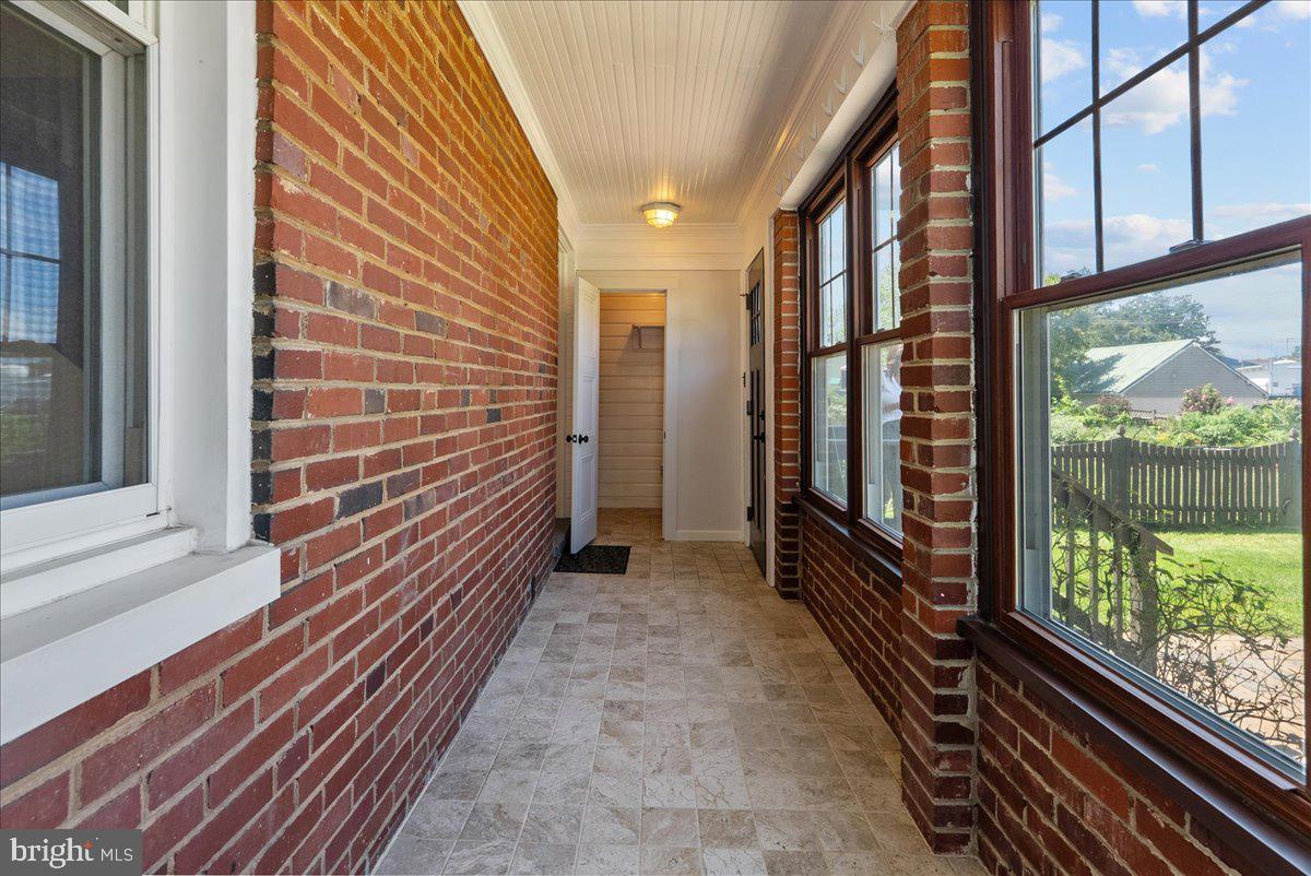 551 E Church St Property Photo 27