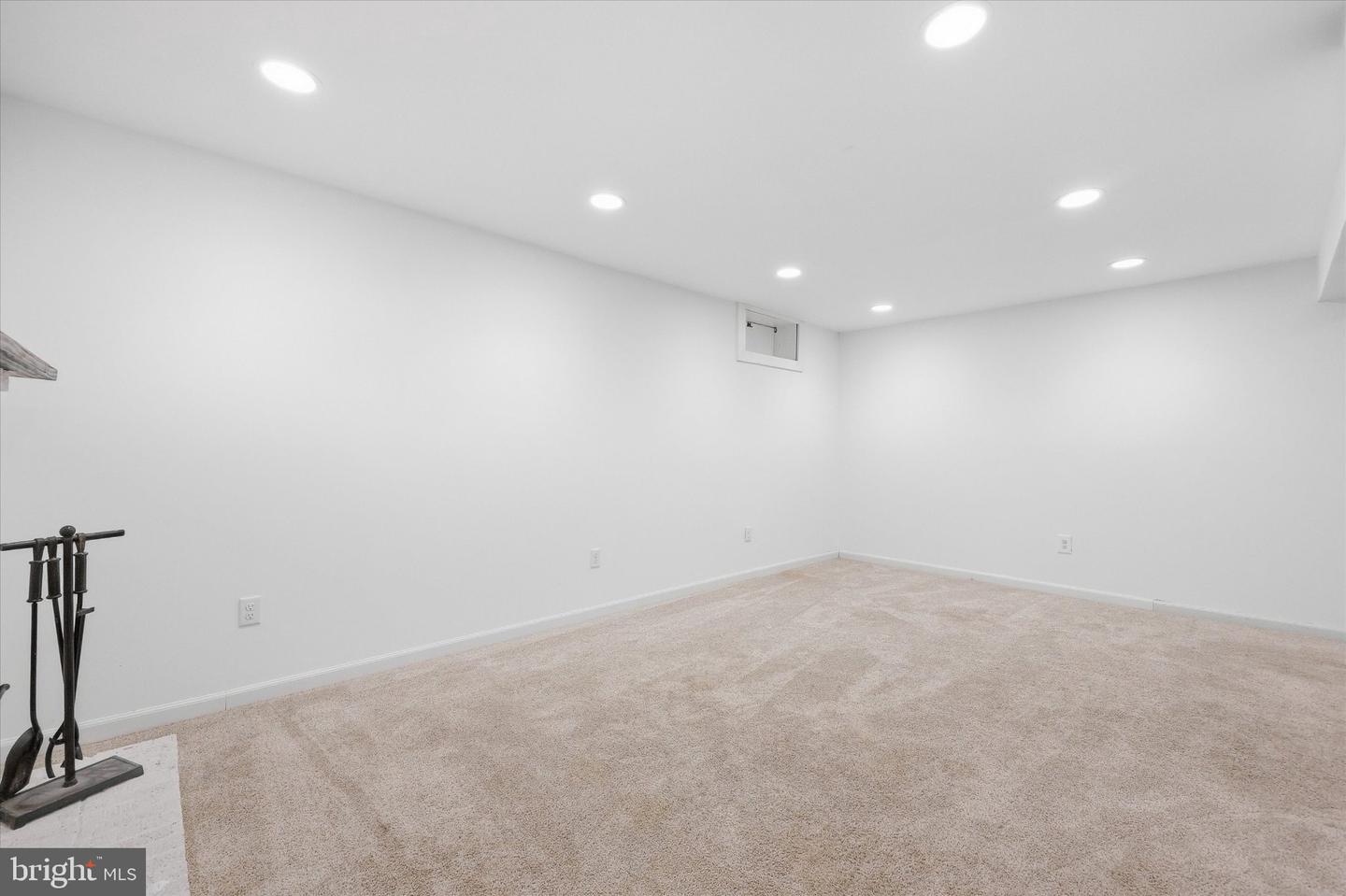1719 Springhouse Ct Property Photo 29