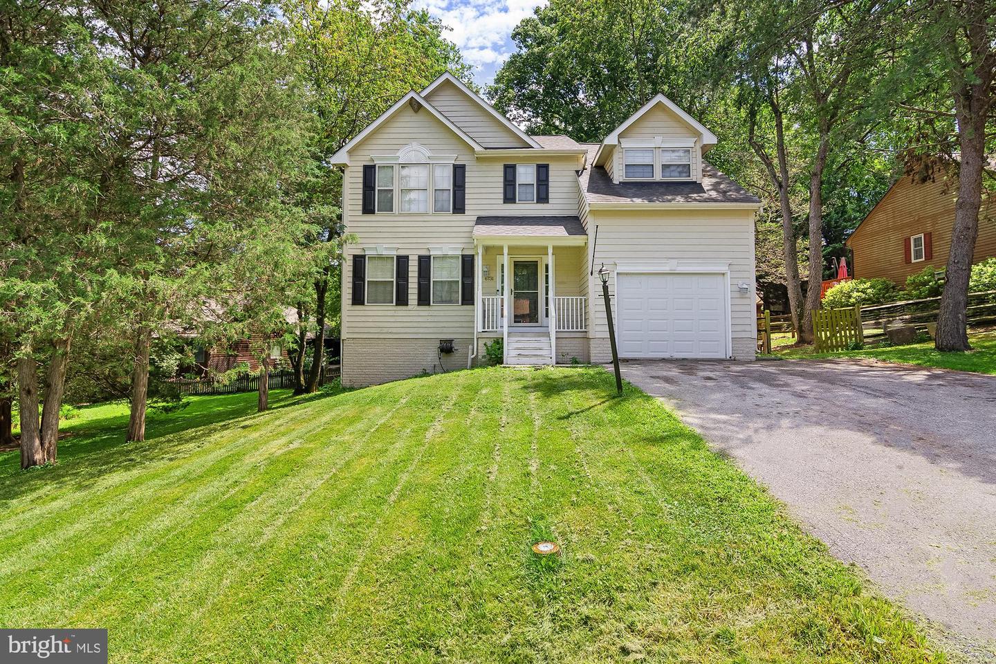 6731 Meadowlawn Cir Property Photo 1
