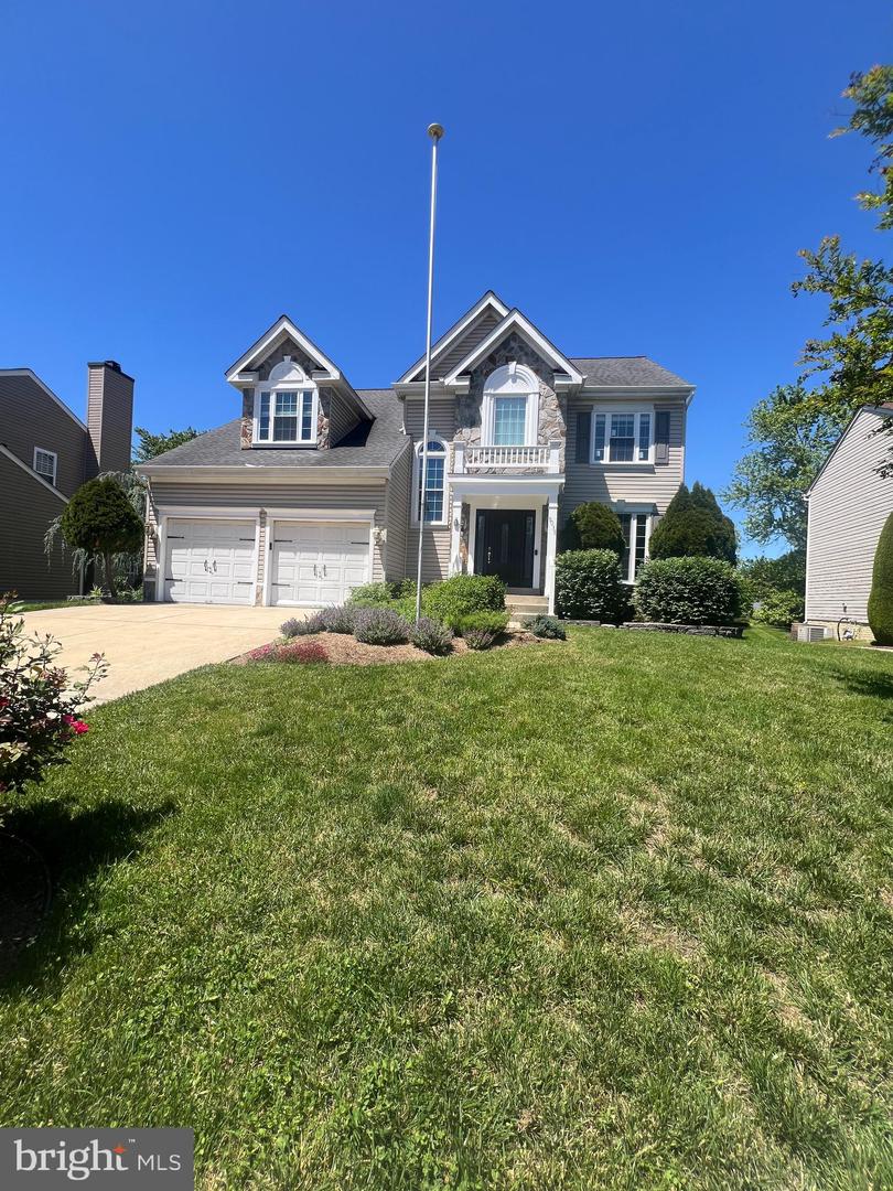 9035 Allington Manor Cir W Property Photo 1
