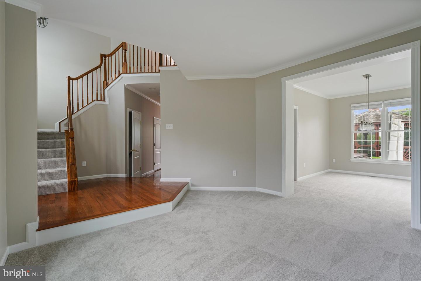 9035 Allington Manor Cir W Property Photo 7