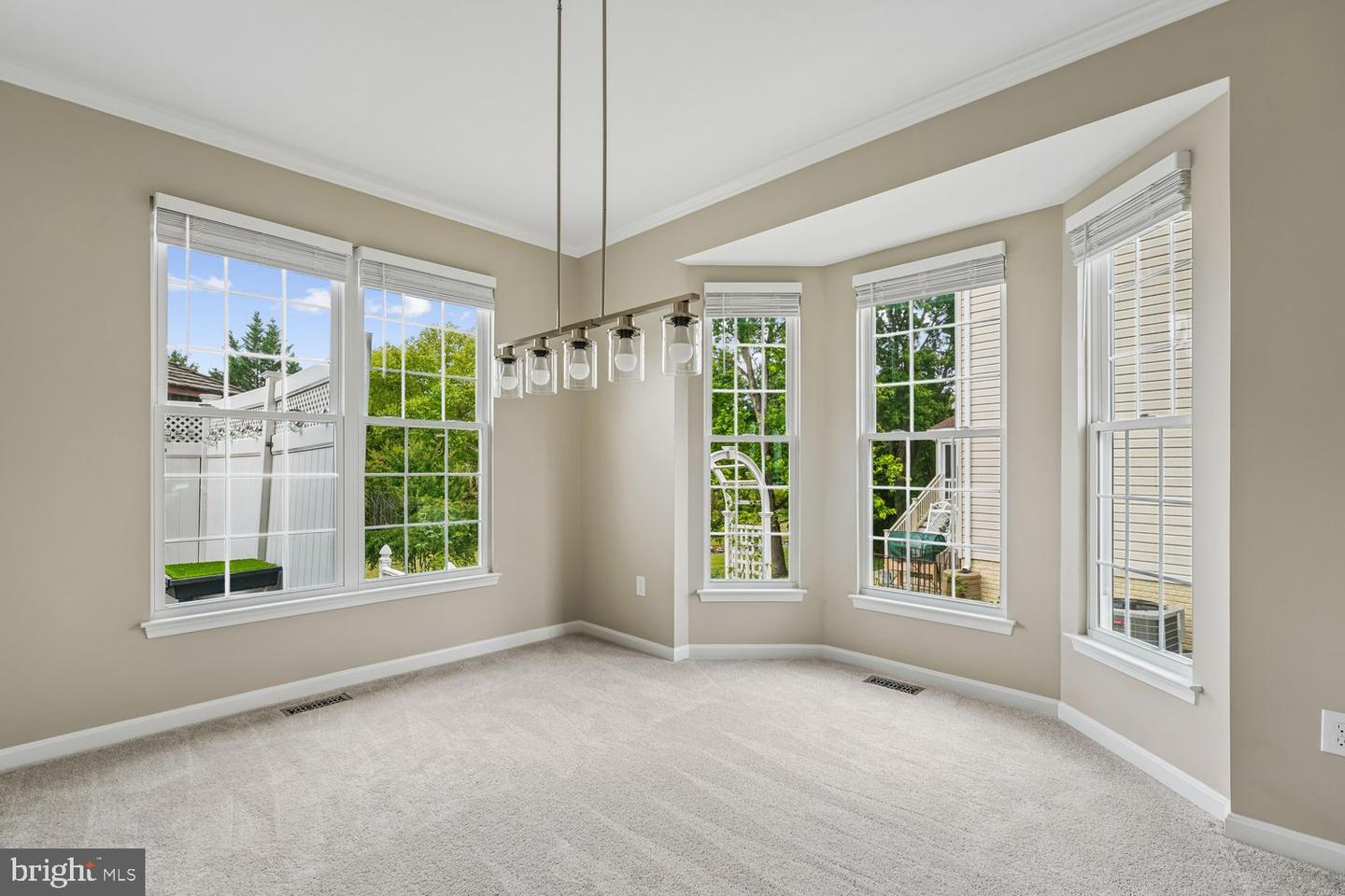 9035 Allington Manor Cir W Property Photo 8