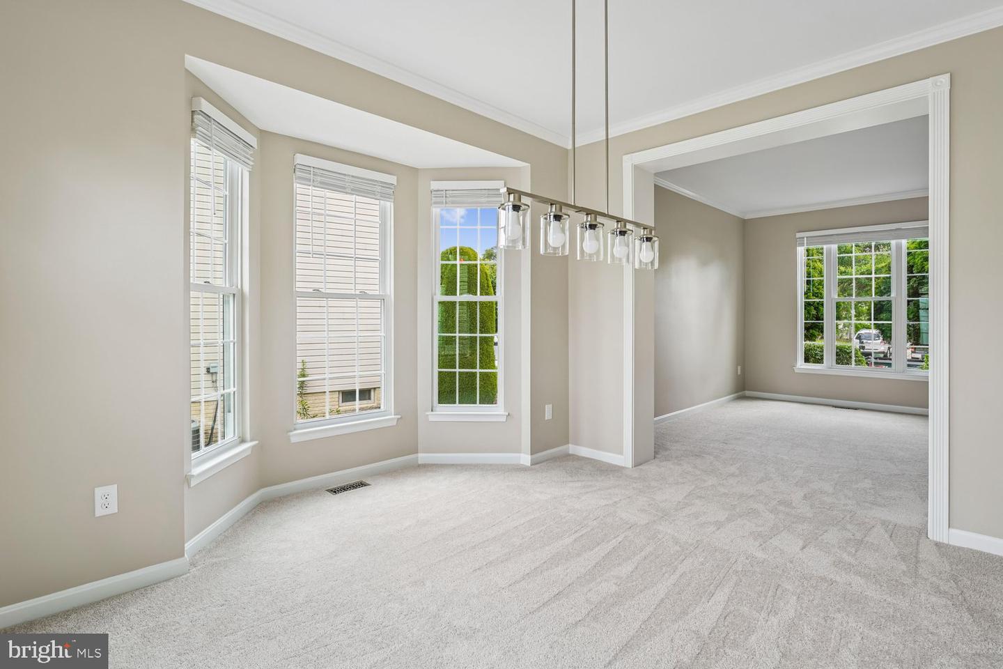 9035 Allington Manor Cir W Property Photo 9