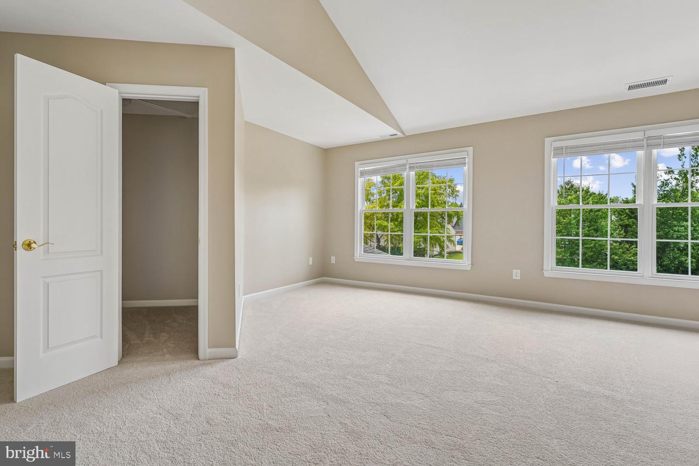 9035 Allington Manor Cir W Property Photo 19