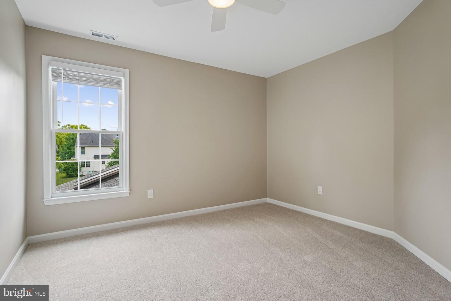 9035 Allington Manor Cir W Property Photo 23