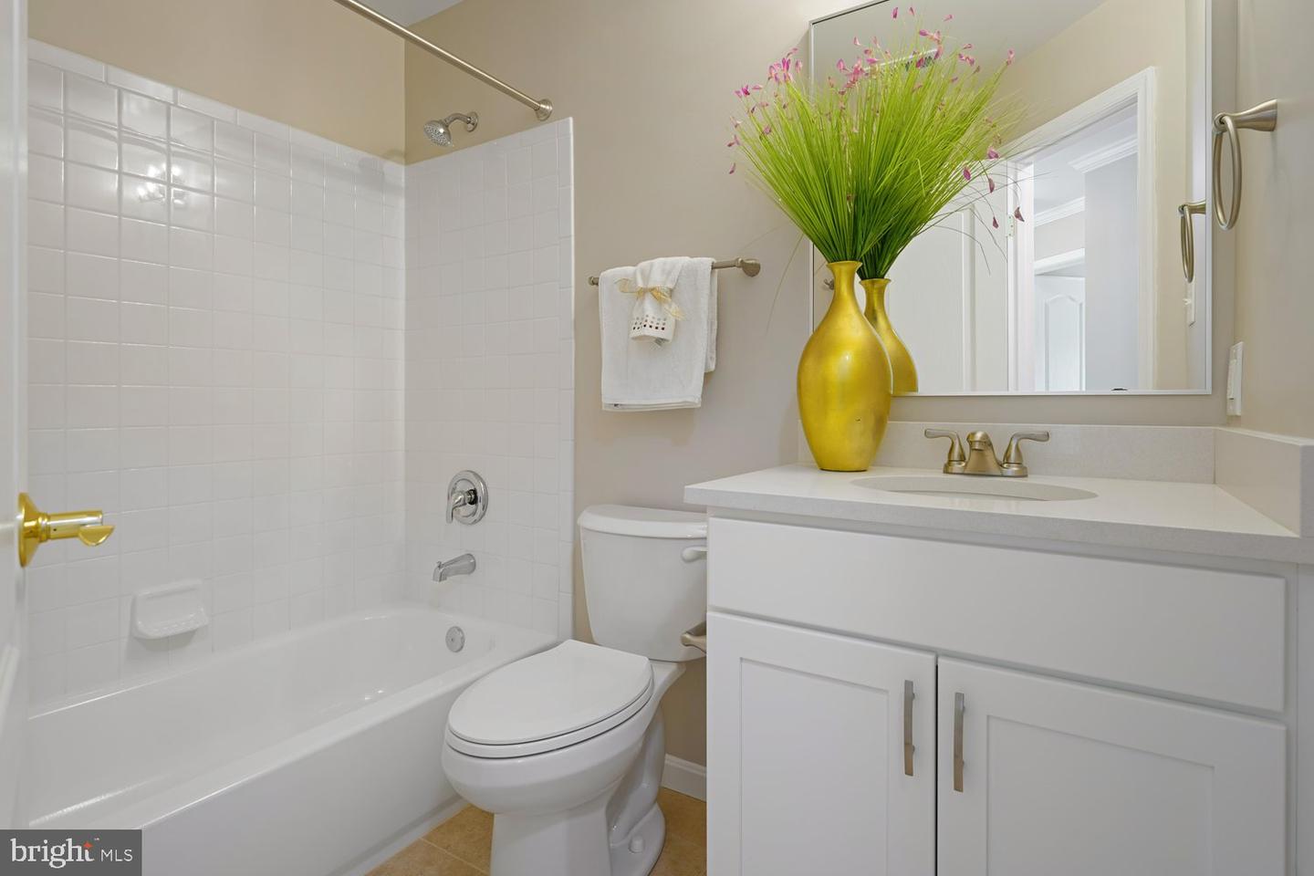9035 Allington Manor Cir W Property Photo 24