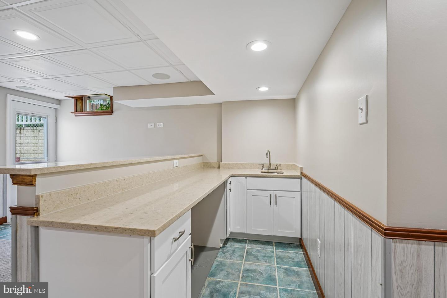9035 Allington Manor Cir W Property Photo 30