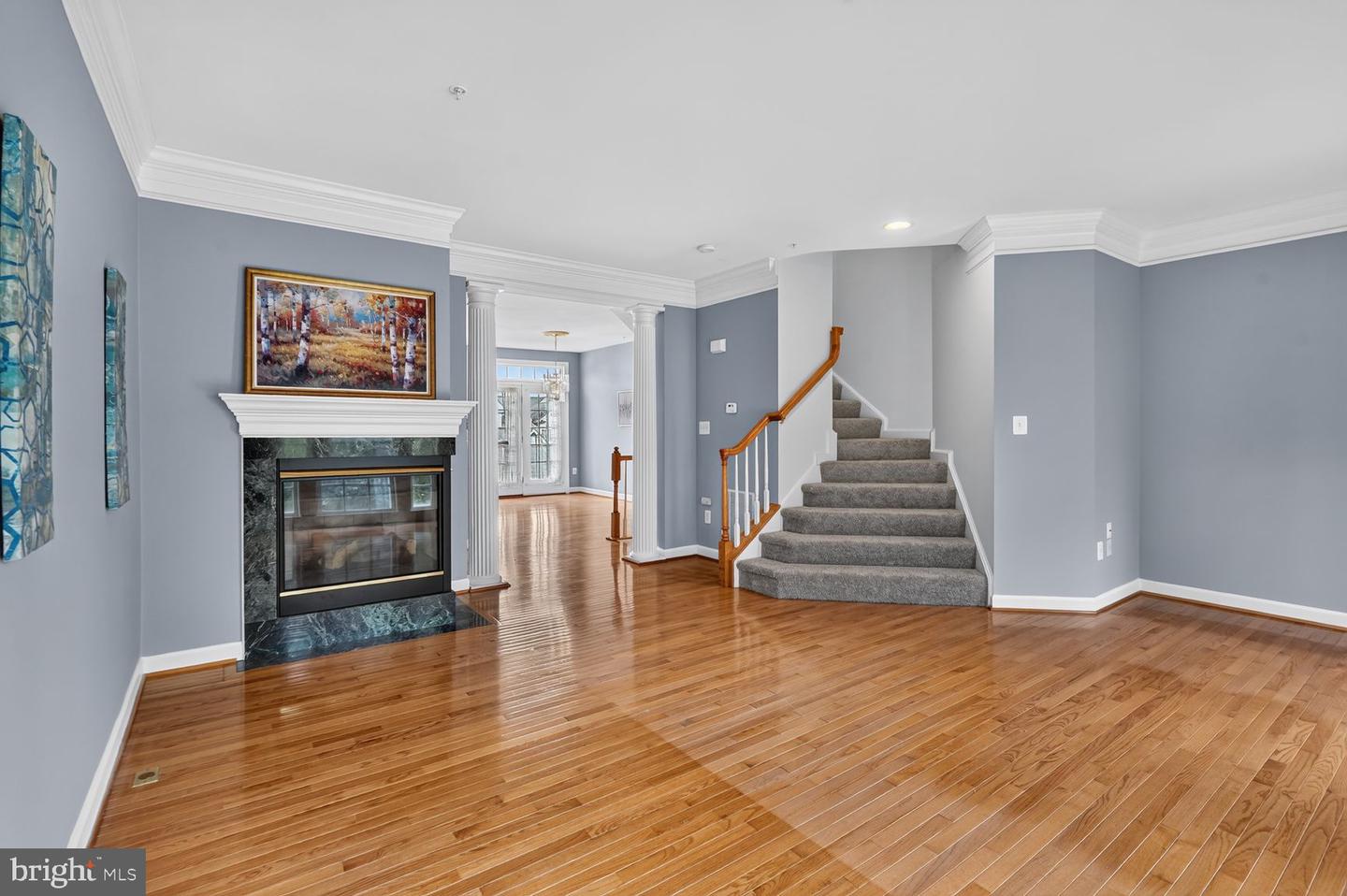 3848 Sugarloaf Pkwy Property Photo 2