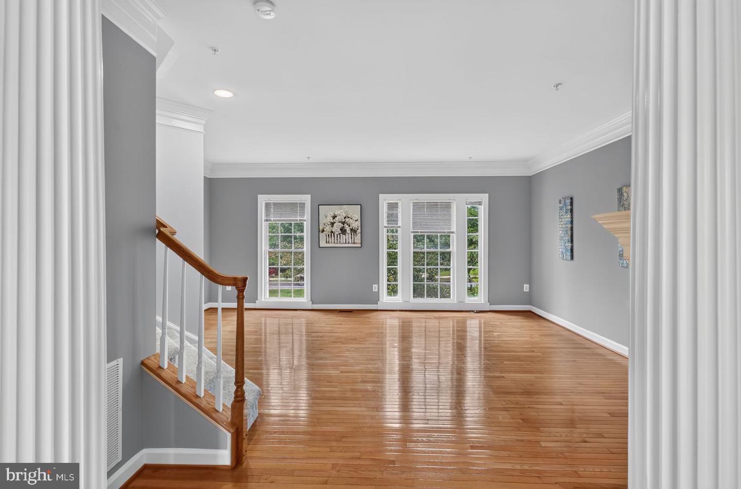 3848 Sugarloaf Pkwy Property Photo 3