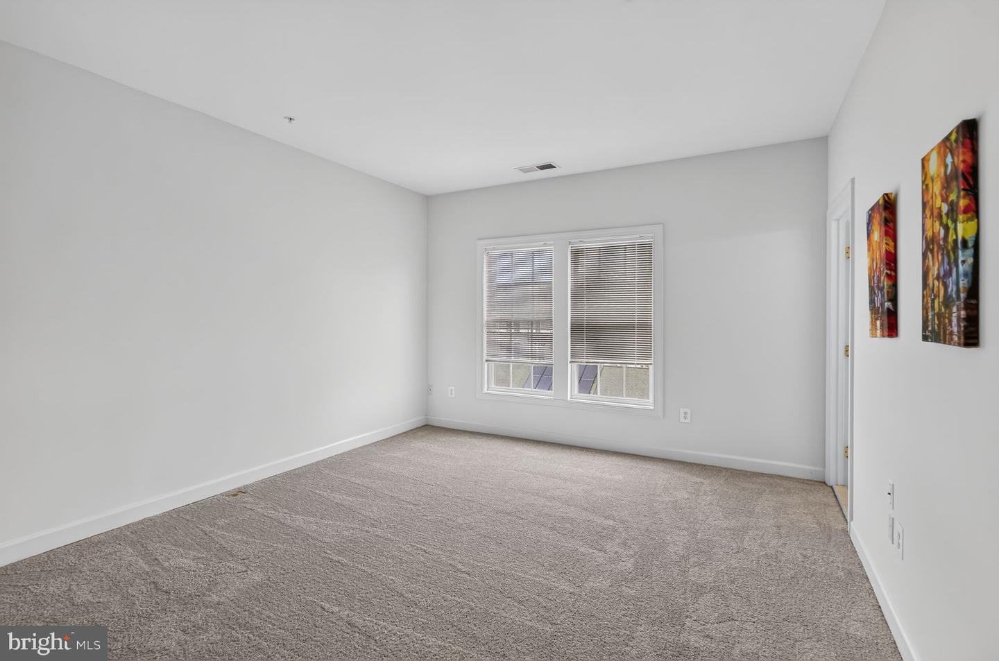 3848 Sugarloaf Pkwy Property Photo 12