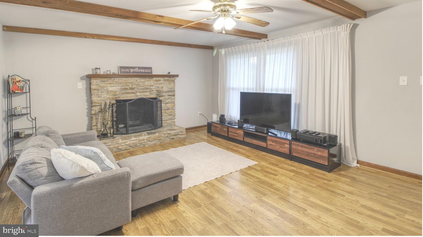 13594 Skyview Ter W Property Photo 7