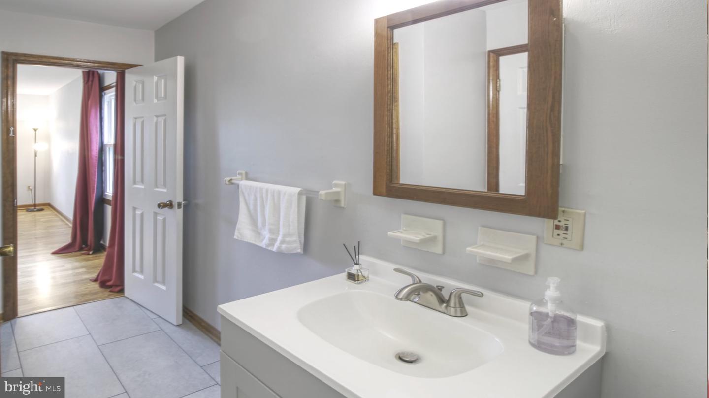 13594 Skyview Ter W Property Photo 20