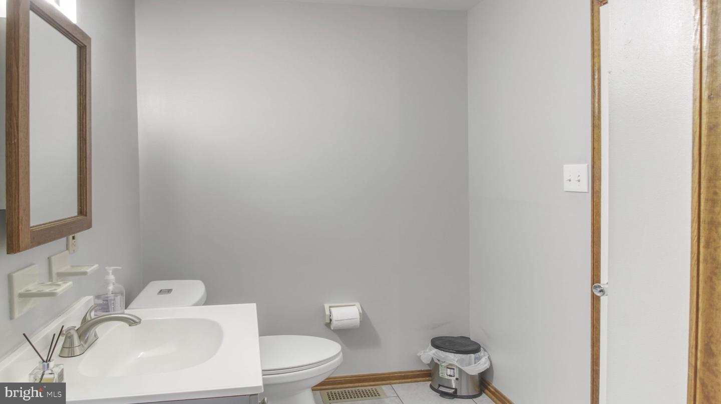 13594 Skyview Ter W Property Photo 21