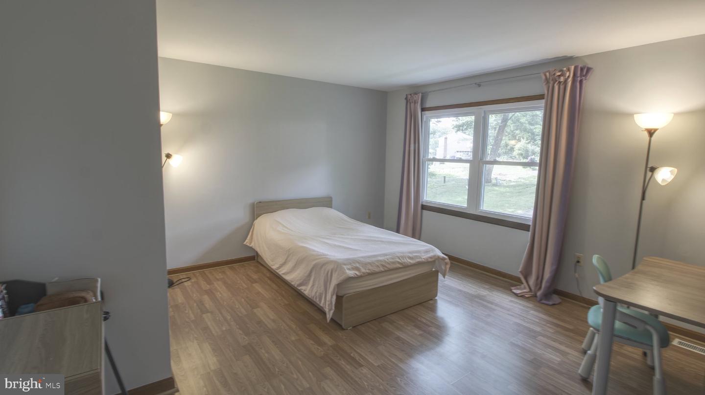 13594 Skyview Ter W Property Photo 33