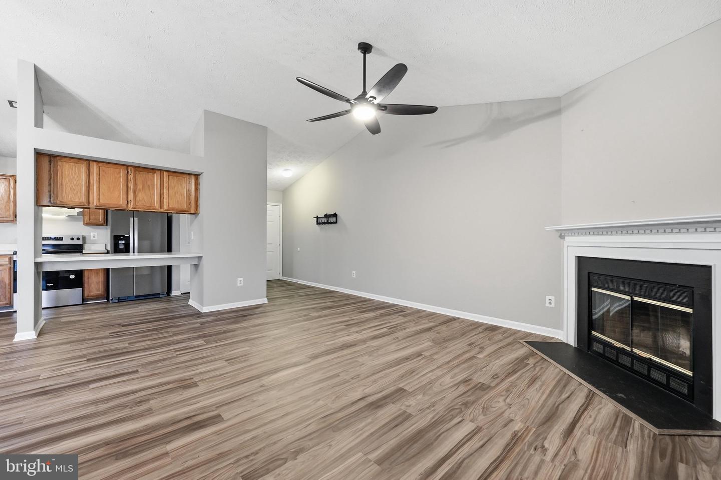 2112 Whitehall Rd #2c Property Photo 12