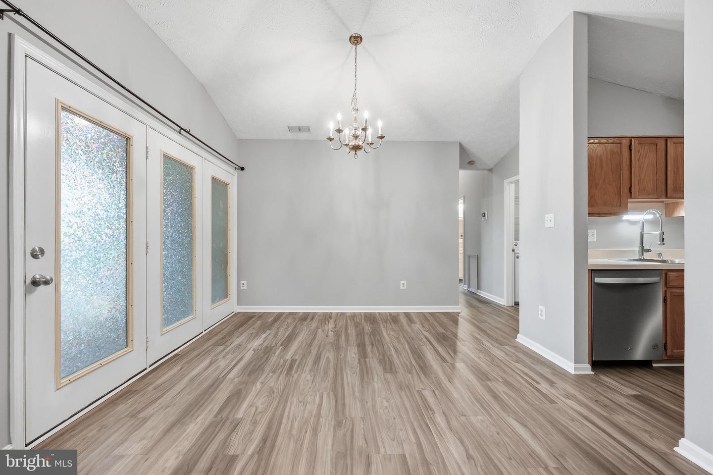 2112 Whitehall Rd #2c Property Photo 17